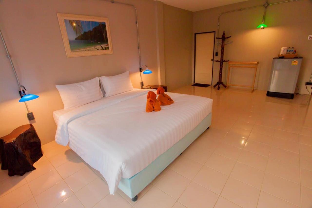Khaolak Big Bike&Room For Rent Khao Lak Ngoại thất bức ảnh